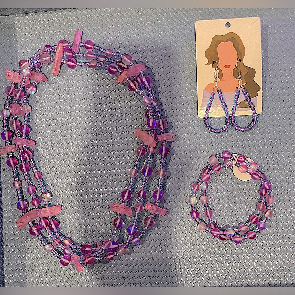 💜 Handmade Stretch Necklace, Bracelet & Teardrop Hoop Earrings 💜